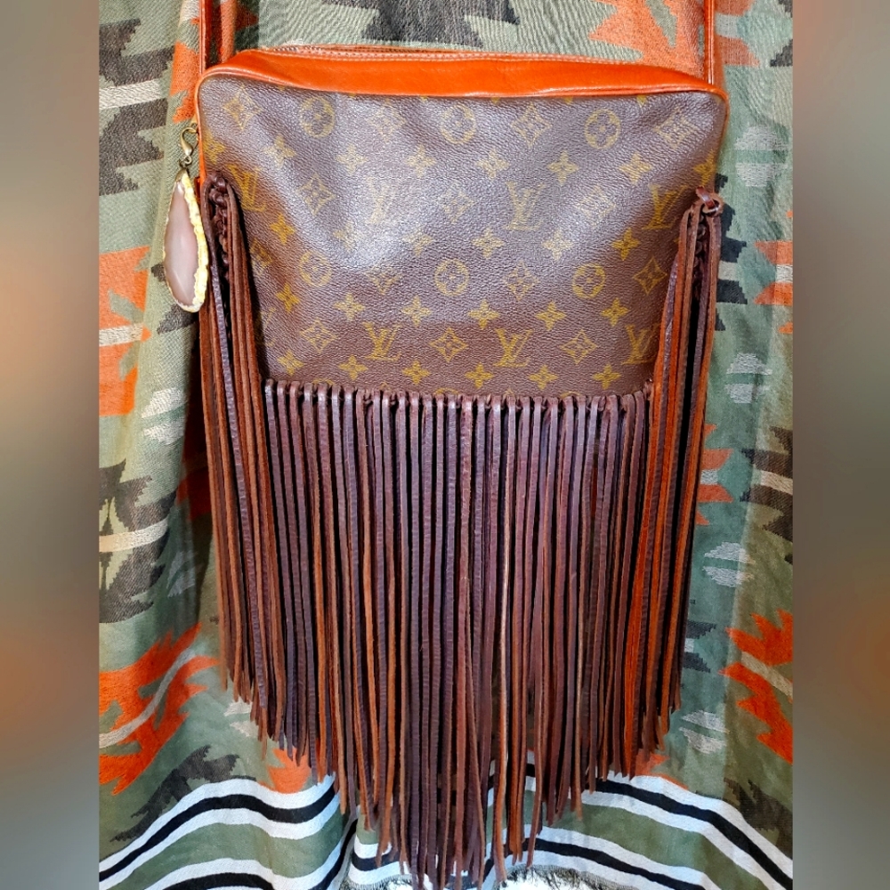 Louis Vuitton Vintage Boho Crossbody Bag